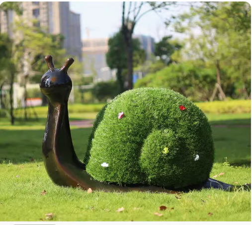 "Outdoor Garden Landscape: Simulated Green Snail Glass Fiber Sculpture Grass Mat Mushroom Rabbit Ornament Decoration"