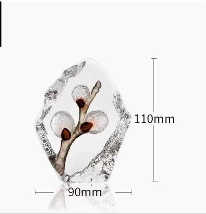 Creative sunflower and rose flower Nordic art decorations imported from Sweden, made of crystal, designed to adorn tabletops.