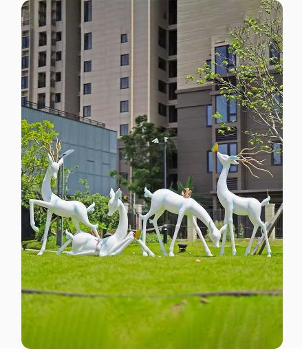 Crafted from fiberglass, these abstract white deer sculptures serve as stunning outdoor decorative pieces, perfect for enhancing the aesthetic appeal of parks, lawns, and gardens.