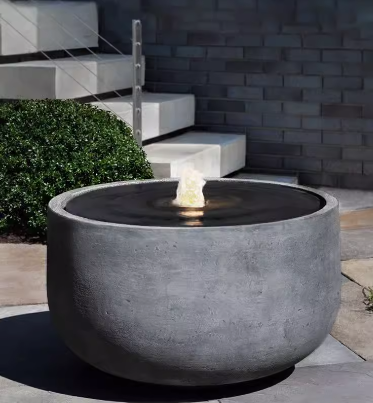 Flowing Water Feature Décor: Modern and Minimalistic Ground Decoration with Recirculating Water System