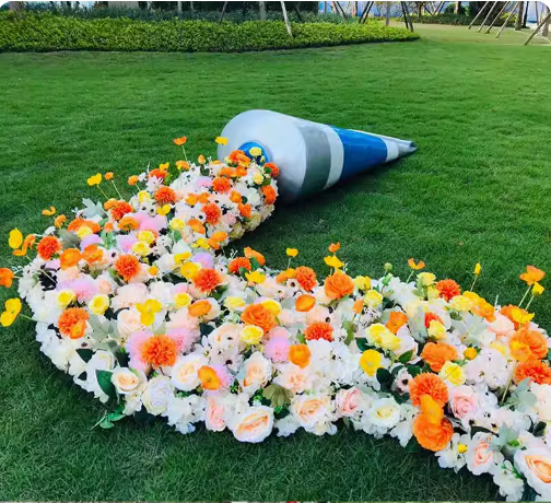 Fiberglass toothpaste sculpture for outdoor garden, courtyard, landscape lawn decoration and landscaping.