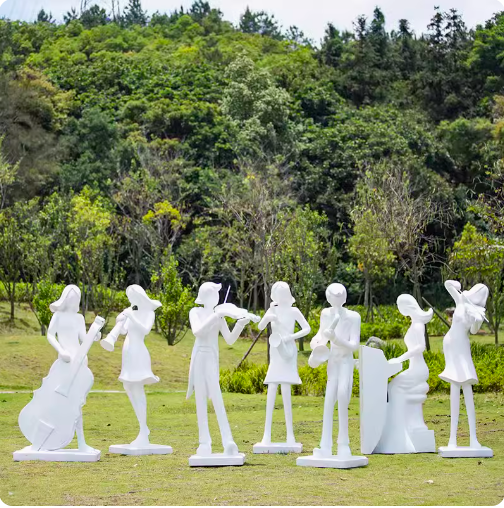 Crafted from fiberglass, these large abstract sculptures of musicians playing the piano and violin add an artistic touch to garden landscapes. Perfect for outdoor decor, they bring a musical ambiance to any setting.