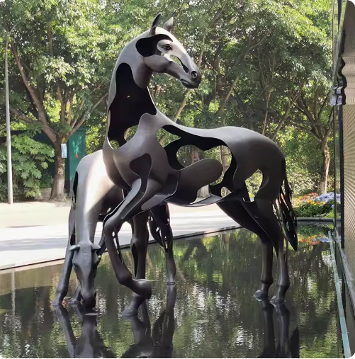 Custom-made stainless steel horse sculpture, designed for large courtyard spaces, featuring intricate metal hollowing and outdoor artistic animal figurines.