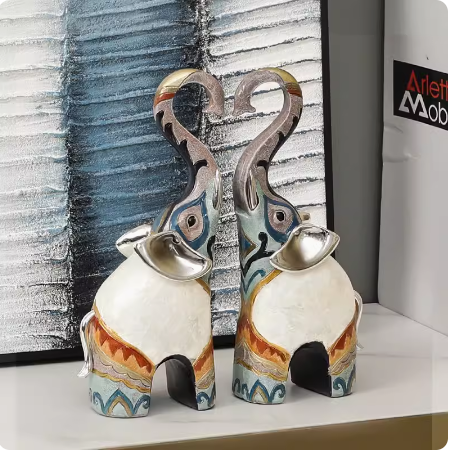 An opulent yet modern European-style piece, this decorative elephant brings an air of luxury to any space, whether it's placed in the living room, beside a drinks cabinet, or in the foyer. Its presence adds an artistic touch to the surrounding