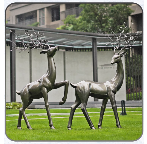 Outdoor abstract imitation bronze deer sculpture, made of fiberglass, suitable for landscape decoration.