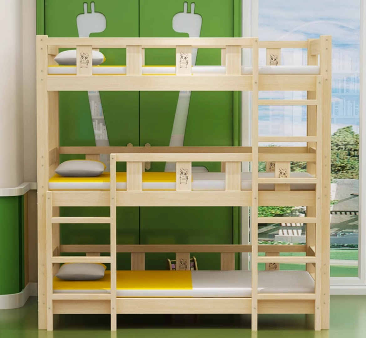 Triple the Comfor: Upper, Middle, and Lower Bunk Beds for All Ages