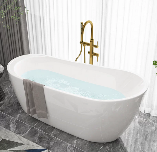 Hotel-Worthy Comfort: Acrylic Household Bathtub for B&Bs and More