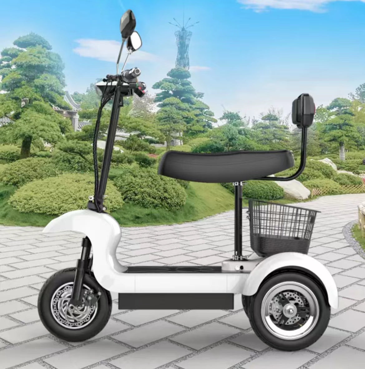 Folding Electric Tricycle for Women and Children - Ideal for Elderly and Parent-Child Activities with a miximum power of 500w and 48v battery