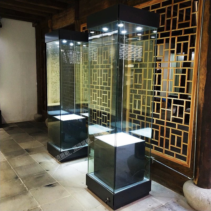 Elegance in Glass: Custom Museum Display Cabinet